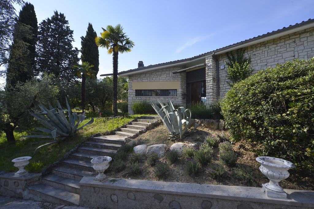 Villa Desirè Salò Esterno foto